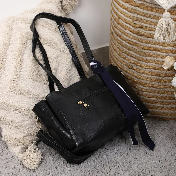 Croc-textured_premium_finish_bag_for_womens