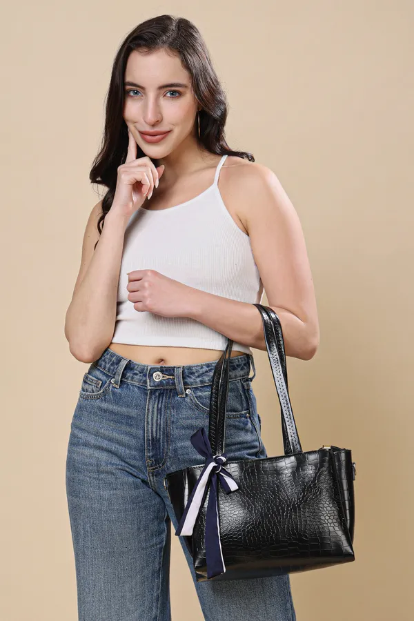 Croc-textured_premium_finish_bag_for_womens