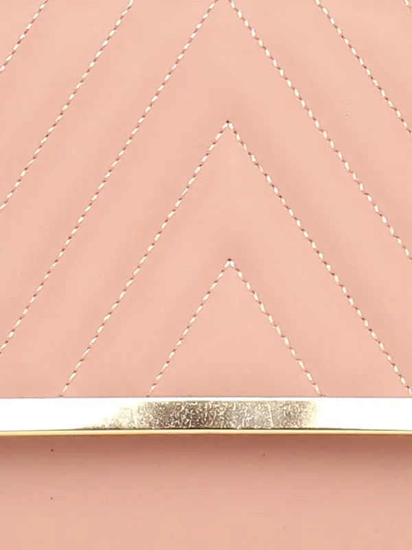 Pink_Quilted_Sling_Bag_With_Chain_Strap