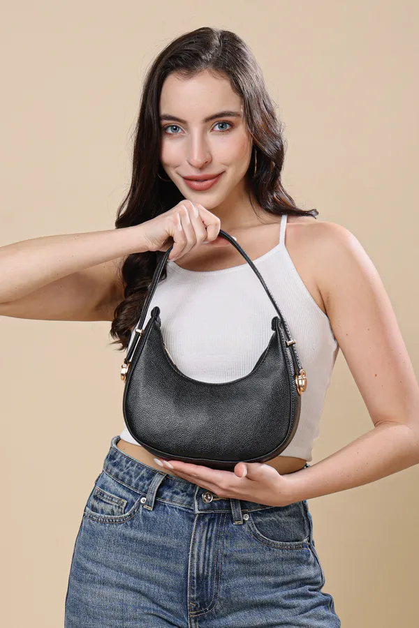 Essential_Minimalist_Crescent_Bag_-_Classic_Black
