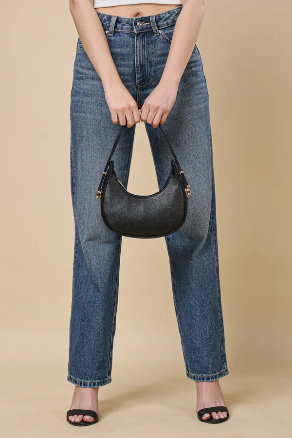 Essential_Minimalist_Crescent_Bag_-_Classic_Black