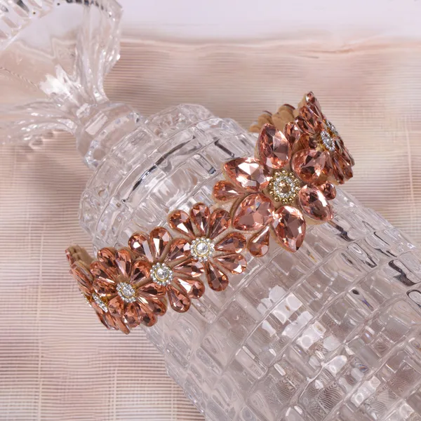 Golden_Crystal_Rhinestone_Hair_Band_For_Girls_(Pack_of_1)