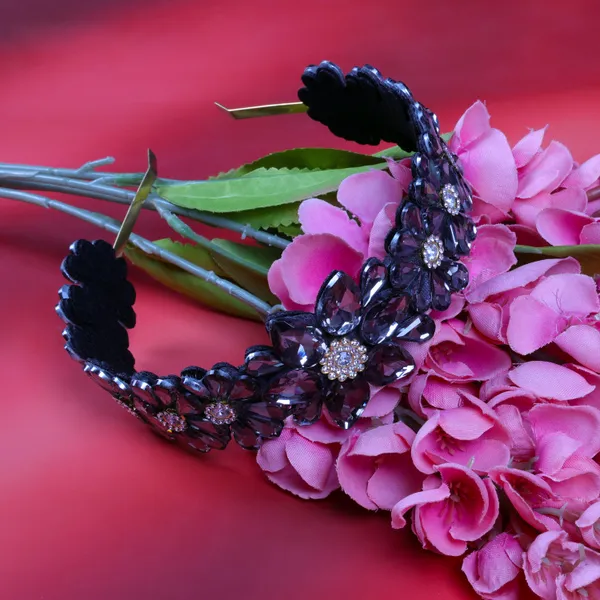 Royal_Blue_Crystal_Rhinestone_Hair_Band_For_Girls_(Pack_of_1)