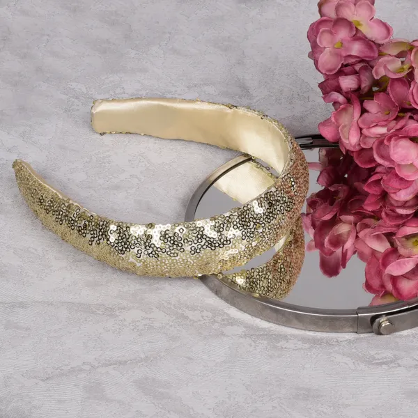 Golden_Fluffy_Sequence_Broad_Hair_Band_For_Girls_(Pack_of_1)