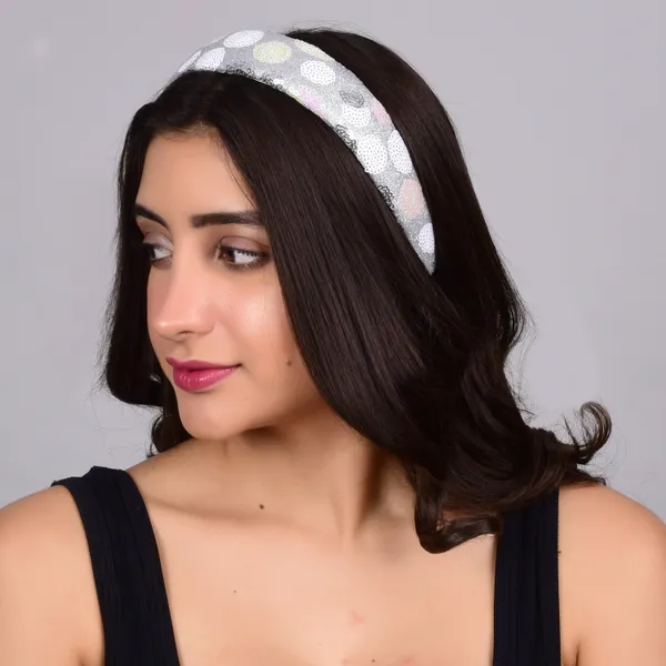Silver_Glitter_Sequence_Hair_Band_For_Parties_&_Function_For_Women_(Pack_of_1)