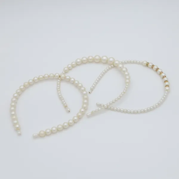 White_Premium_Pearl_Headband_For_Girls_(Pack_of_3)