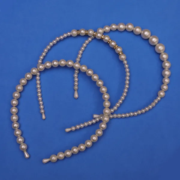 White_Premium_Pearl_Headband_For_Girls_(Pack_of_3)