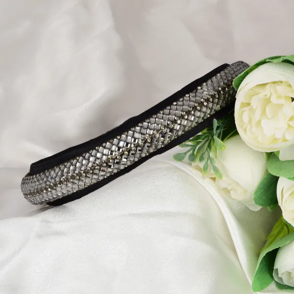 Premium_Embellished_Zigzag_Mirror_hair_band_For_Girls