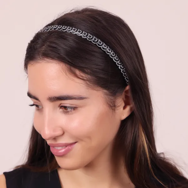 Premium_Fancy_Sleek_hair_band_With_Shiny_Stones_for_girls