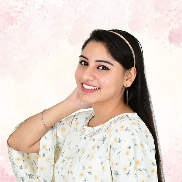 Premium_Sparkle_Sleek_Hair_Band_for_girls_Set_Of_4_pcs