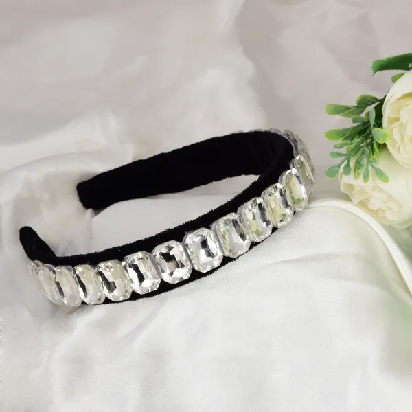 Premium_Swarovski_Crystals_Headband_For_Special_Occasions