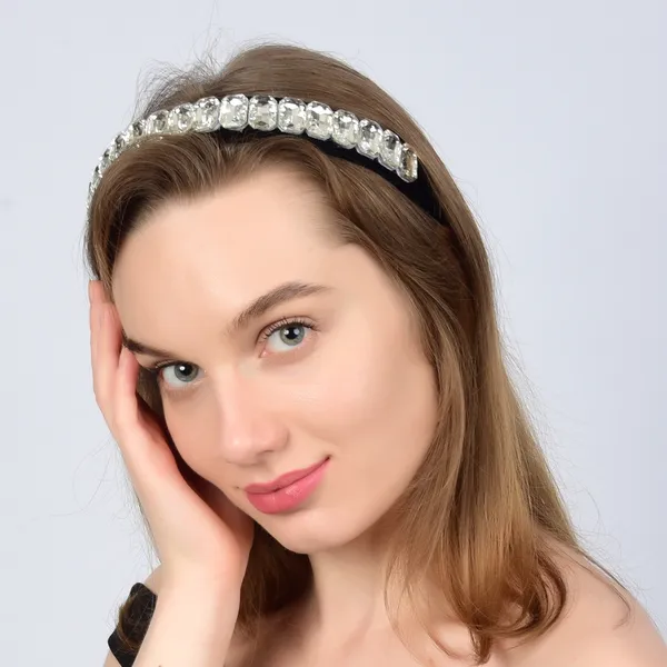 Premium_Swarovski_Crystals_Headband_For_Special_Occasions
