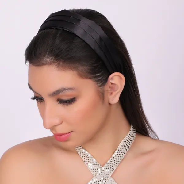 Black_Satin_Silk_Draped_Headband_For_Girls_(Pack_of_1)