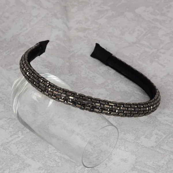 Fancy_studded_Stonework_hair_band_For_Girls
