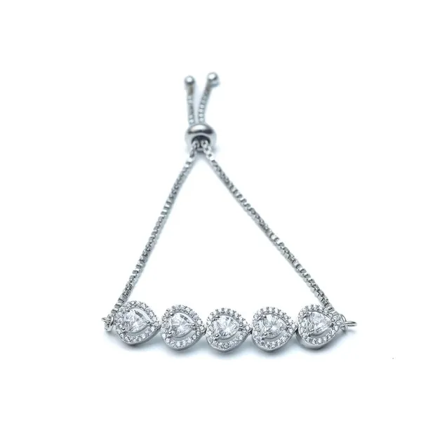 White_18Kt_Plating_Heart_Cubic_Zirconia_Diamond_Bracelet_For_Women