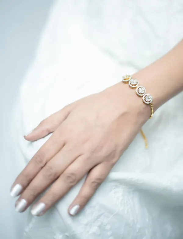 Gold_18Kt_Plating_Round_Cubic_Zirconia_Diamond_Bracelet_For_Women