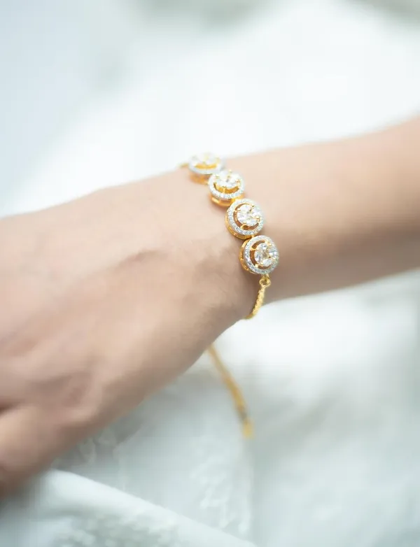 Gold_18Kt_Plating_Round_Cubic_Zirconia_Diamond_Bracelet_For_Women
