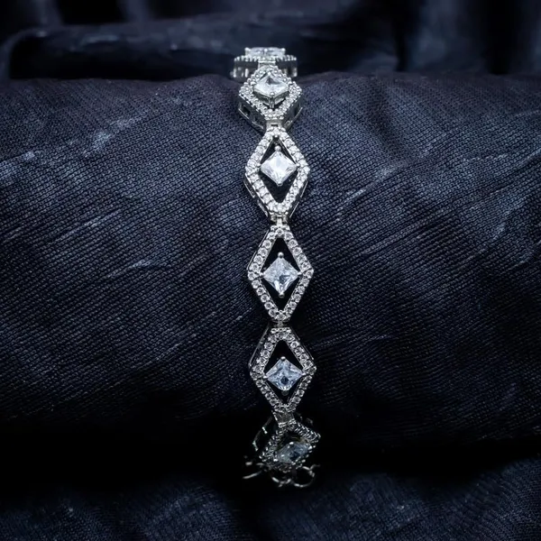 White_18Kt_Plating_Tennis_Style_Cubic_Zirconia_Diamond_Bracelet_For_Women