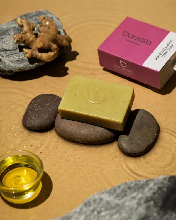 FOR_OILY_SKIN:_Pore_Cleansing_Soap_Bar