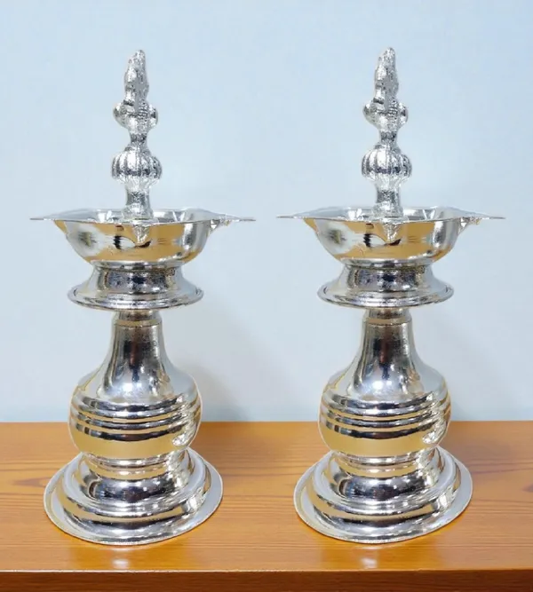 Silver_German_Silver_Premium_&_Elegant_Diya
