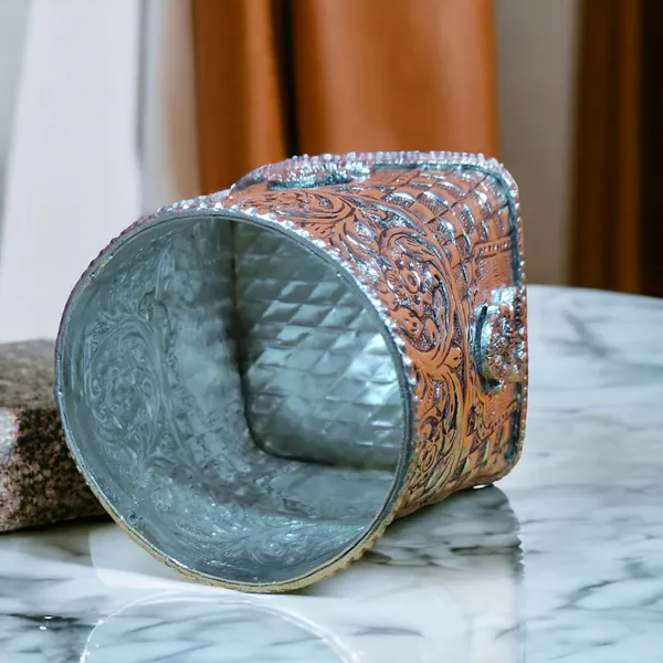 Silver_Plated_Premium_&_Elegant_Kalash_&_Pots