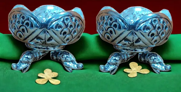 Silver_Plated_Premium_&_Elegant_Kum_Kum_Cups