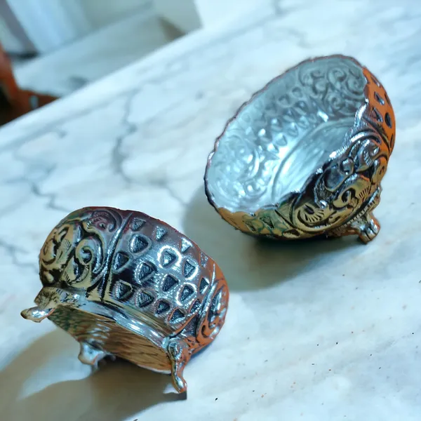 Silver_Plated_Premium_&_Elegant_Kum_Kum_Cups