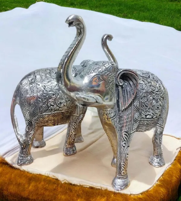 Silver_Metal_Premium_&_Elegant_Elephant