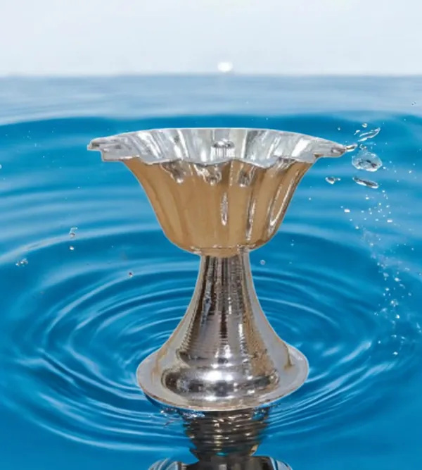 Silver_Plated_Premium_&_Elegant_Diya
