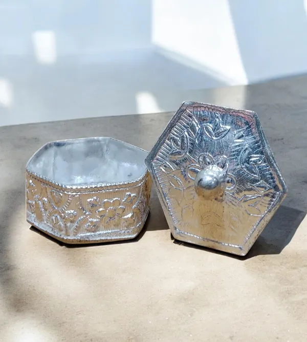 Silver_Plated_Premium_&_Elegant_Kum_Kum_Cups