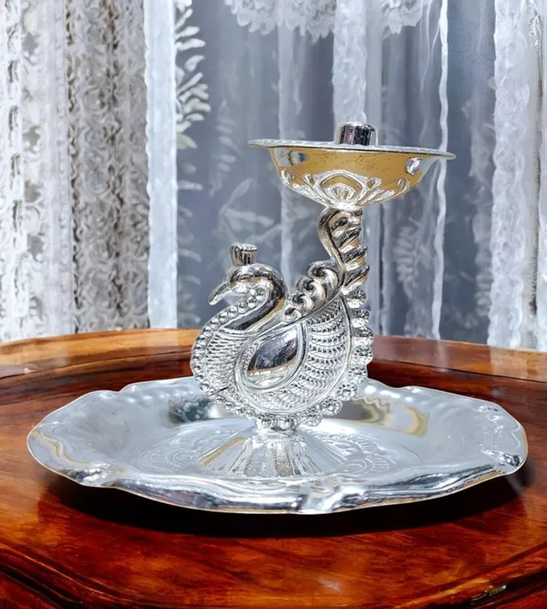 Silver_Plated_Premium_&_Elegant_Diya