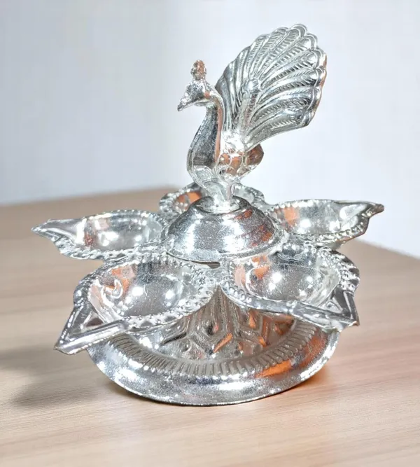 Silver_Plated_Premium_&_Elegant_Diya
