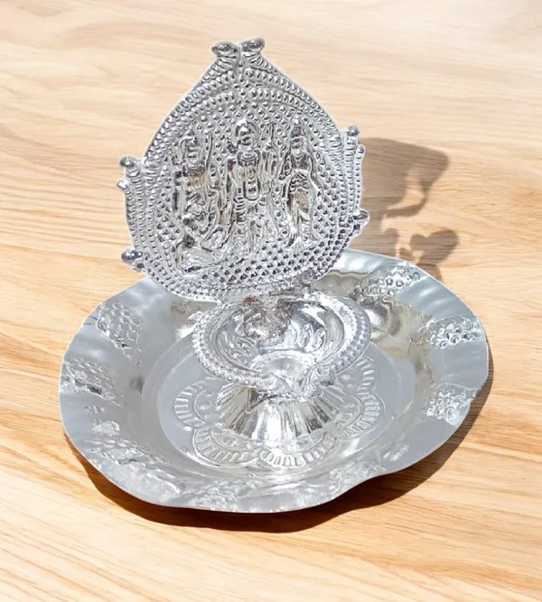 Silver_Plated_Premium_&_Elegant_Diya