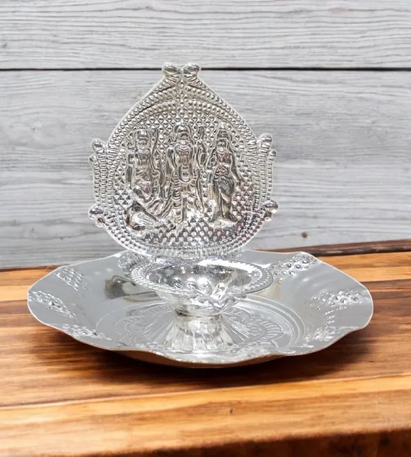 Silver_Plated_Premium_&_Elegant_Diya
