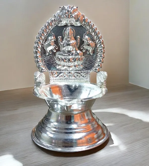 Silver_German_Silver_Premium_&_Elegant_Diya