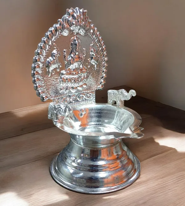 Silver_German_Silver_Premium_&_Elegant_Diya