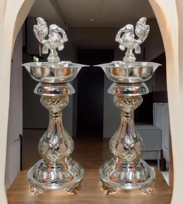 Silver_German_Silver_Premium_&_Elegant_Diya