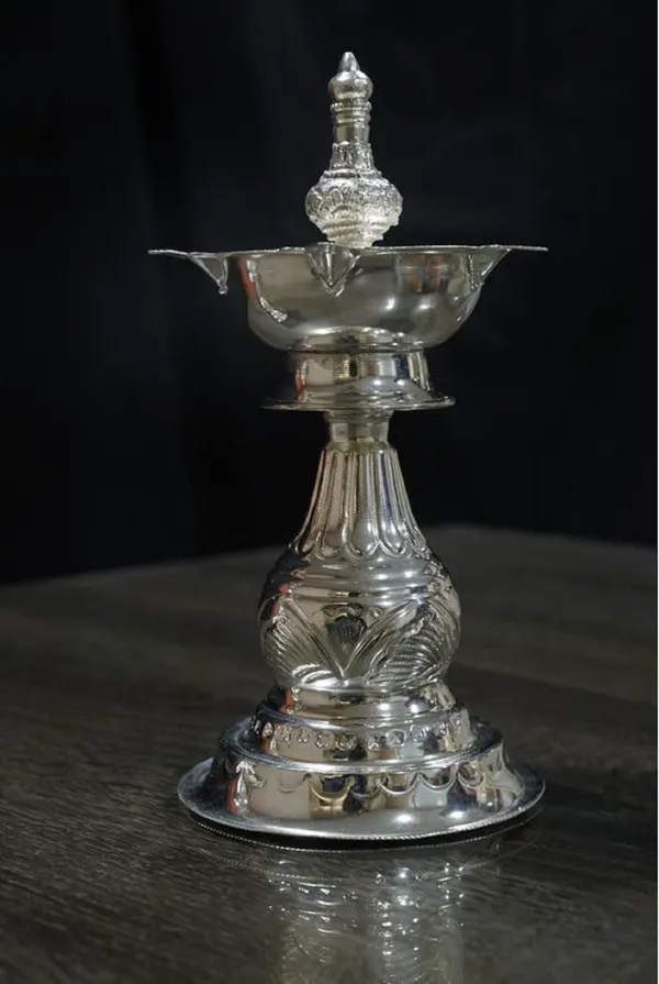 Silver_German_Silver_Premium_&_Elegant_Diya