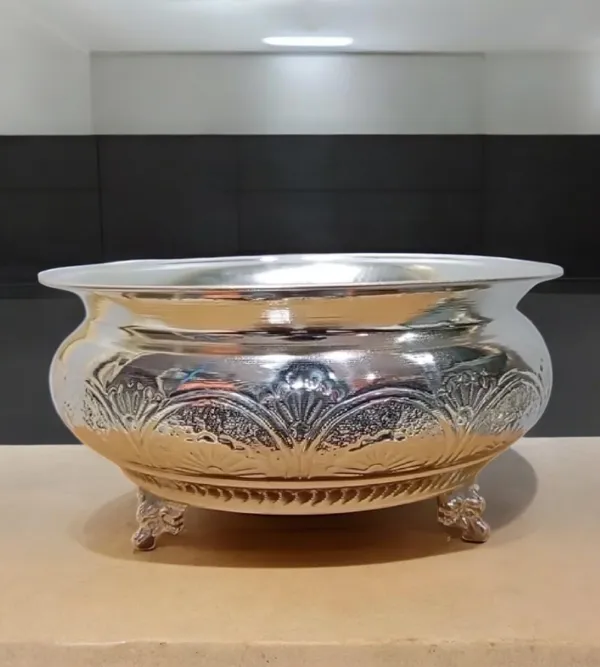 Silver_German_Silver_Premium_&_Elegant_Flower_Or_Fruit_Basket
