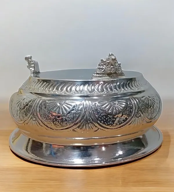 Silver_German_Silver_Premium_&_Elegant_Flower_Or_Fruit_Basket