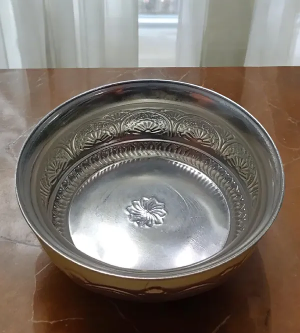 Silver_German_Silver_Premium_&_Elegant_Flower_Or_Fruit_Basket