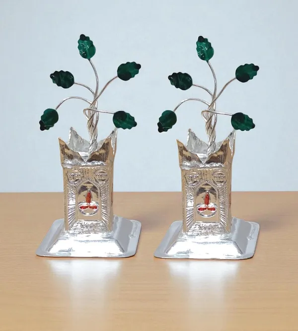 Silver_Plated_Premium_&_Elegant_Kalash_&_Pots