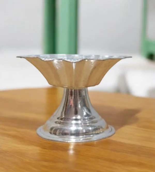 Silver_Plated_Premium_&_Elegant_Diya