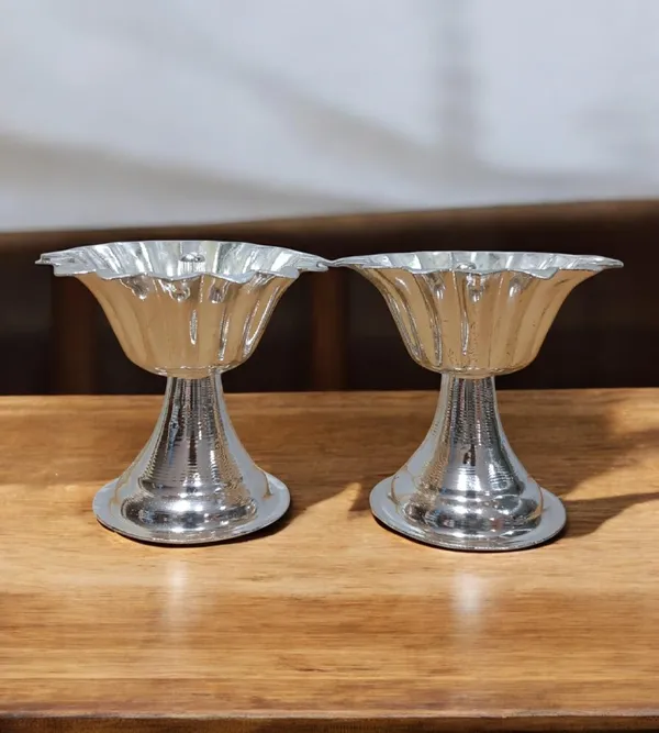 Silver_Plated_Premium_&_Elegant_Diya