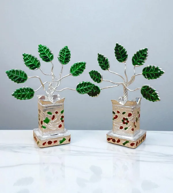 Silver_Plated_Premium_&_Elegant_Kalash_&_Pots