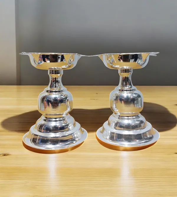 Silver_Plated_Premium_&_Elegant_Diya
