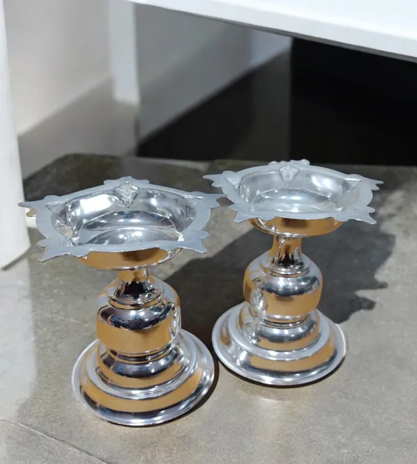 Silver_Plated_Premium_&_Elegant_Diya