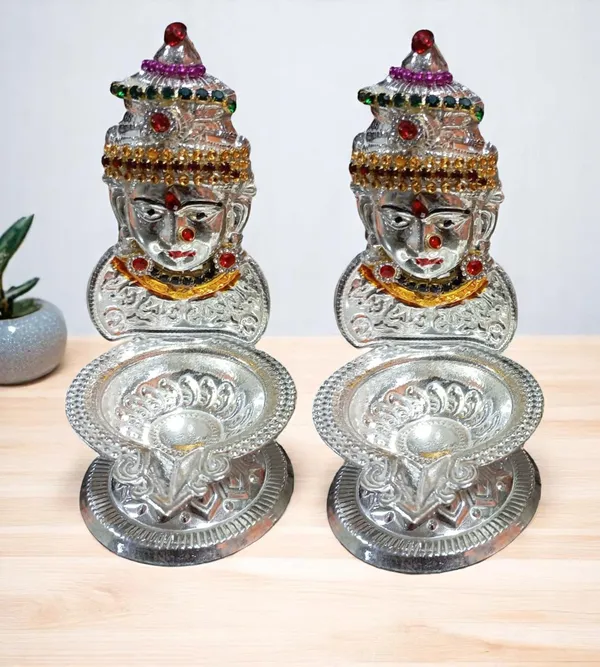 Silver_Plated_Premium_&_Elegant_Diya