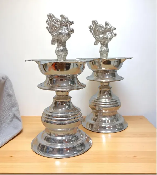 Silver_Plated_Premium_&_Elegant_Diya