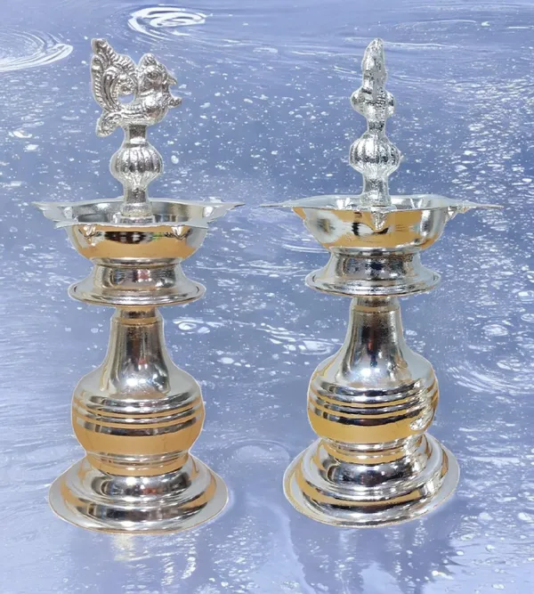 Silver_Plated_Premium_&_Elegant_Diya
